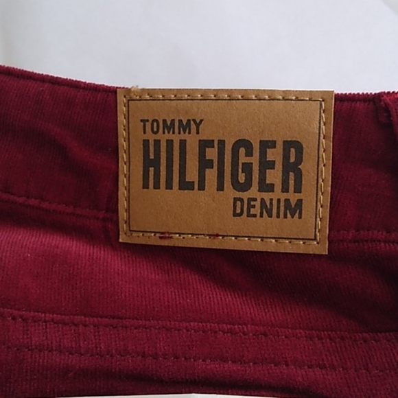 Tommy Hilfiger Juniors Burgundy Corduroy Jeans, Size 1 - Picture 3 of 13